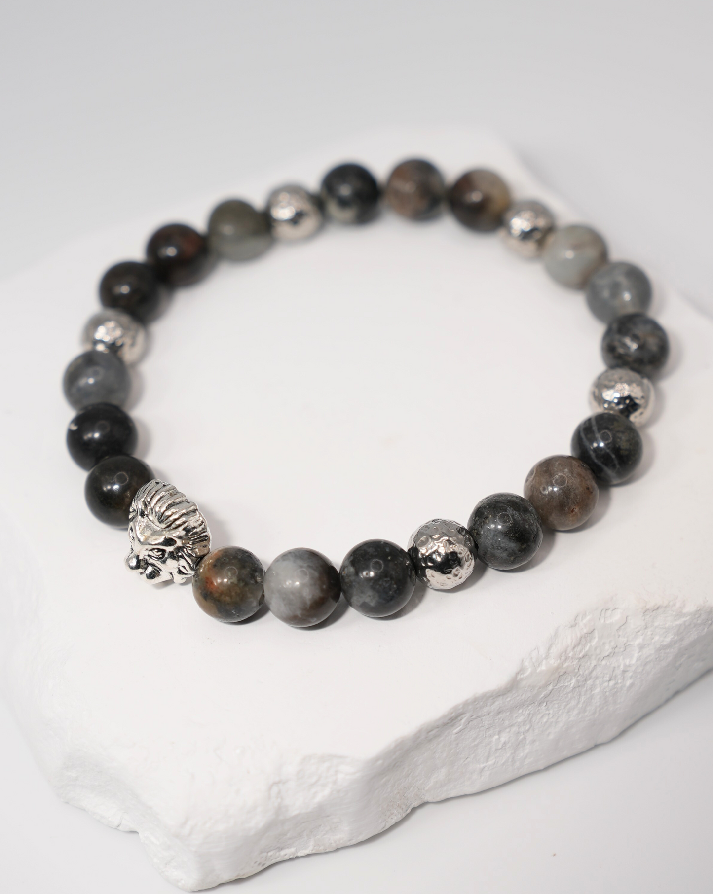 Strength of the Lion Bracelet LUNAR VINES