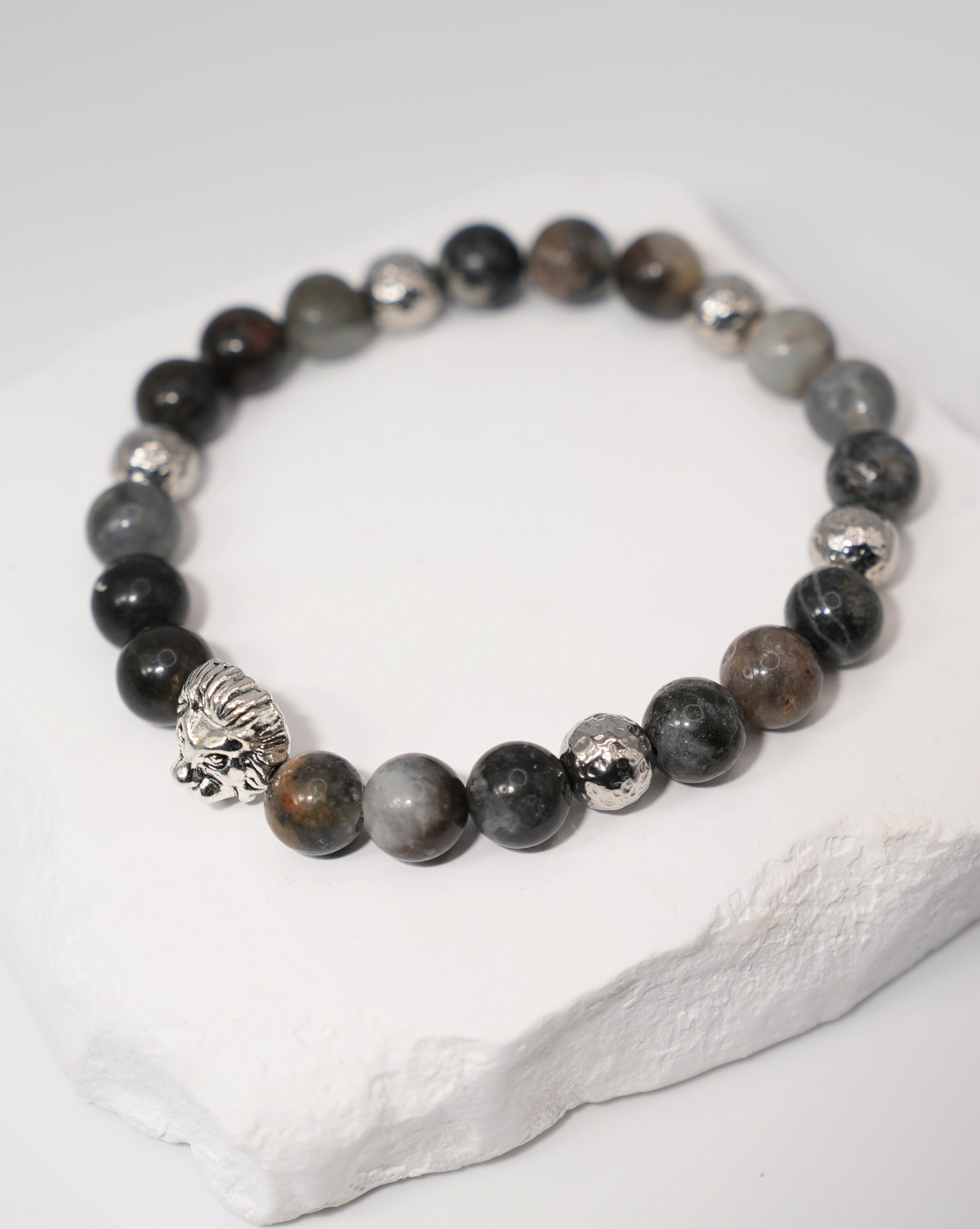 Strength of the Lion Bracelet LUNAR VINES