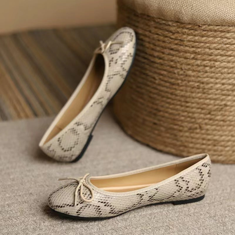 Women's Classic Egg-Roll Edge Slip-On Flats – Chanel-Inspired Round Toe Pumps FitiqueFit