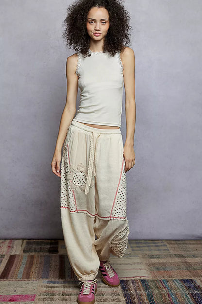 POL Round Neck Cropped Tank with Lace Trim Montret