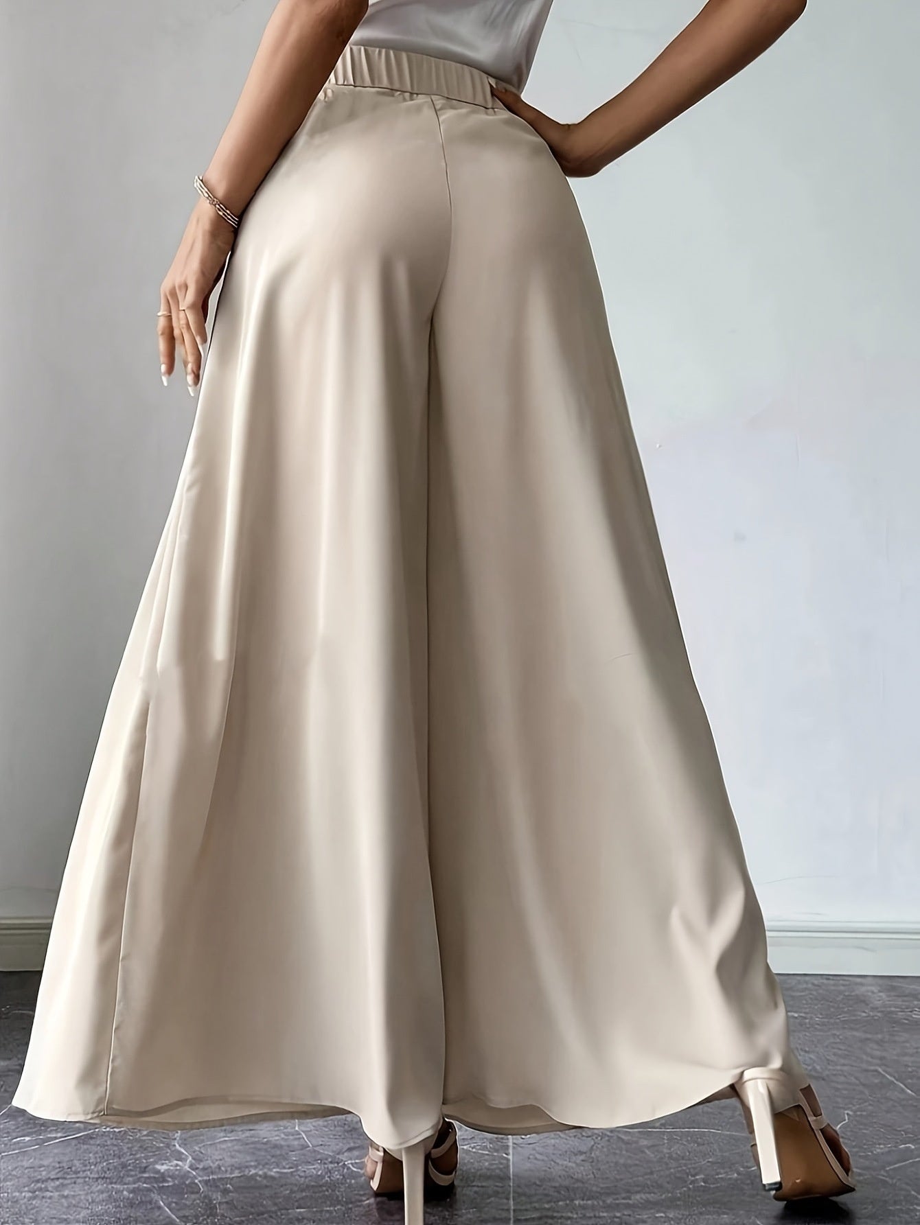 Women's High-Waist Pleated Wide-Leg Pants – Relaxed Bohemian Linen FitiqueFit