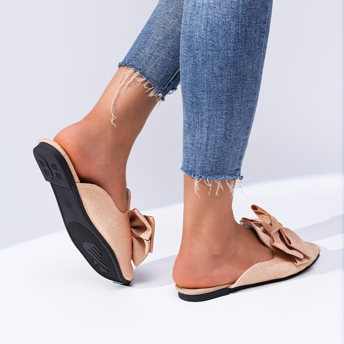 Plus Size Women's Trend Beach Slippers Sandals Bow See size chart under “more details” The Fashion Celestial