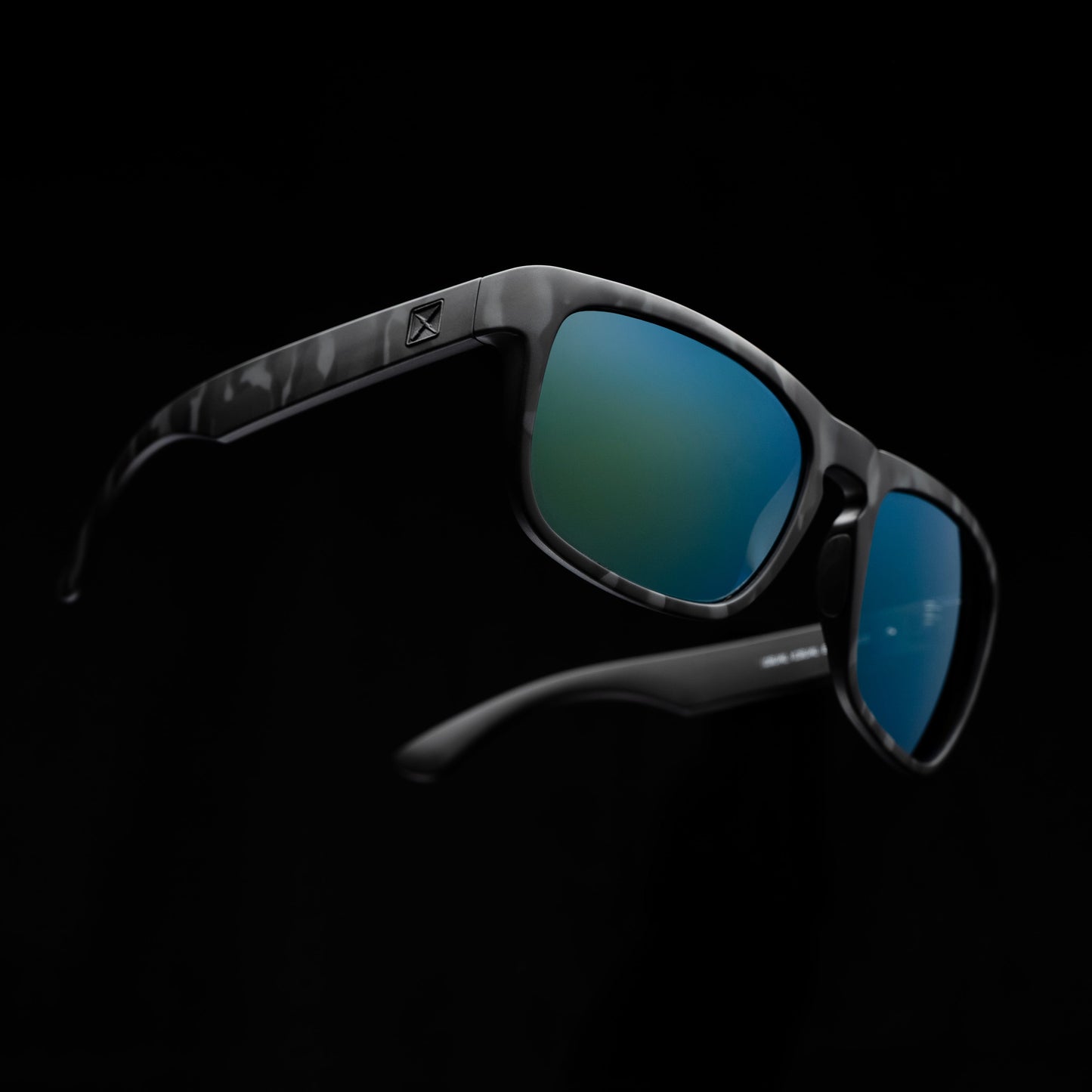 81's Camo Black (Matte) Bolt & Arrow