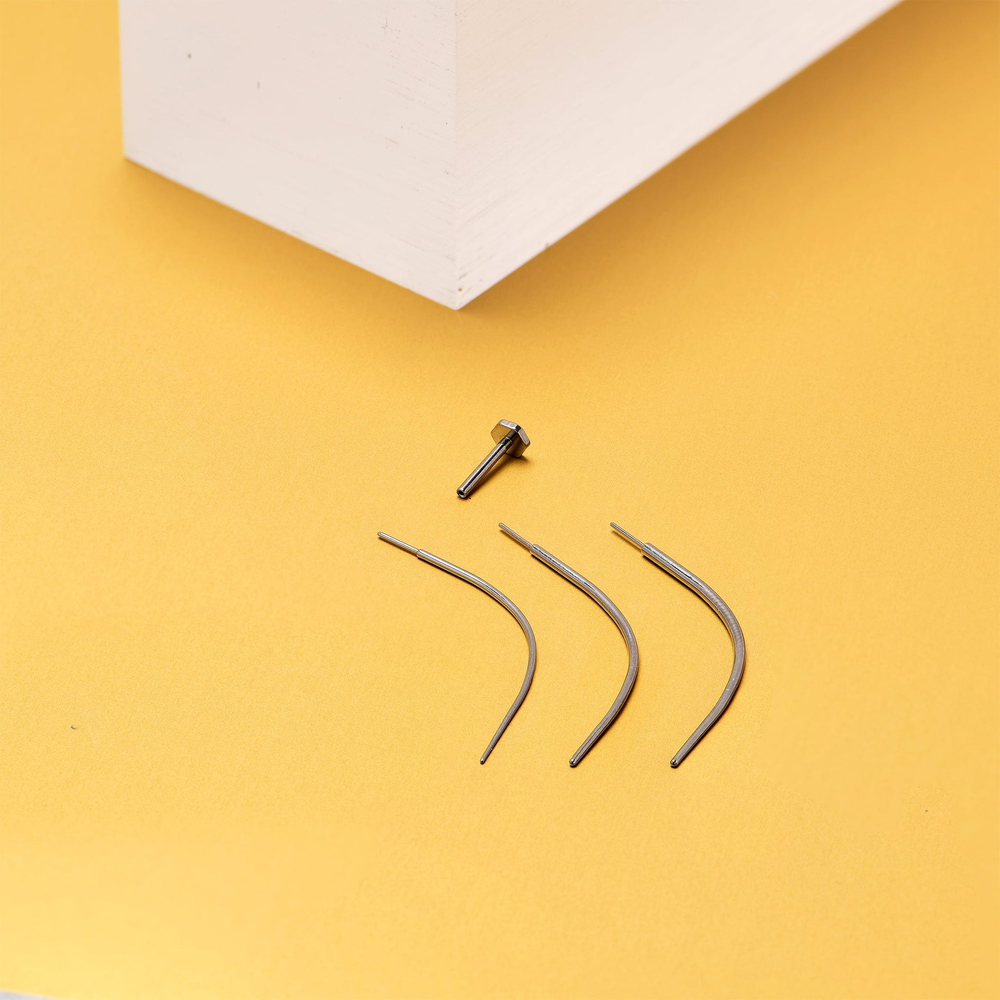 Stainless Steel Curved Insertion Tool, Threadless Insertion Pin Taper BodyCandy