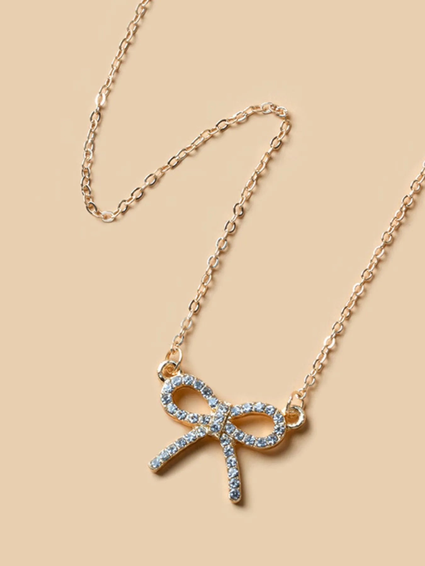 The GlimmerKnot Necklace Ivory Embers