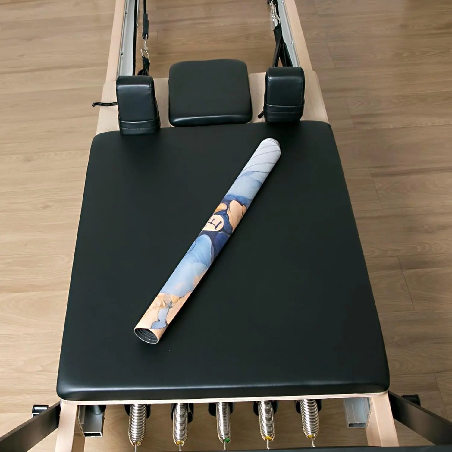 Pilates Reformer Mat Towel with Shoulders, Pilates Reformer Cover with Great Grip, Easy to Wash Light Weight Portable