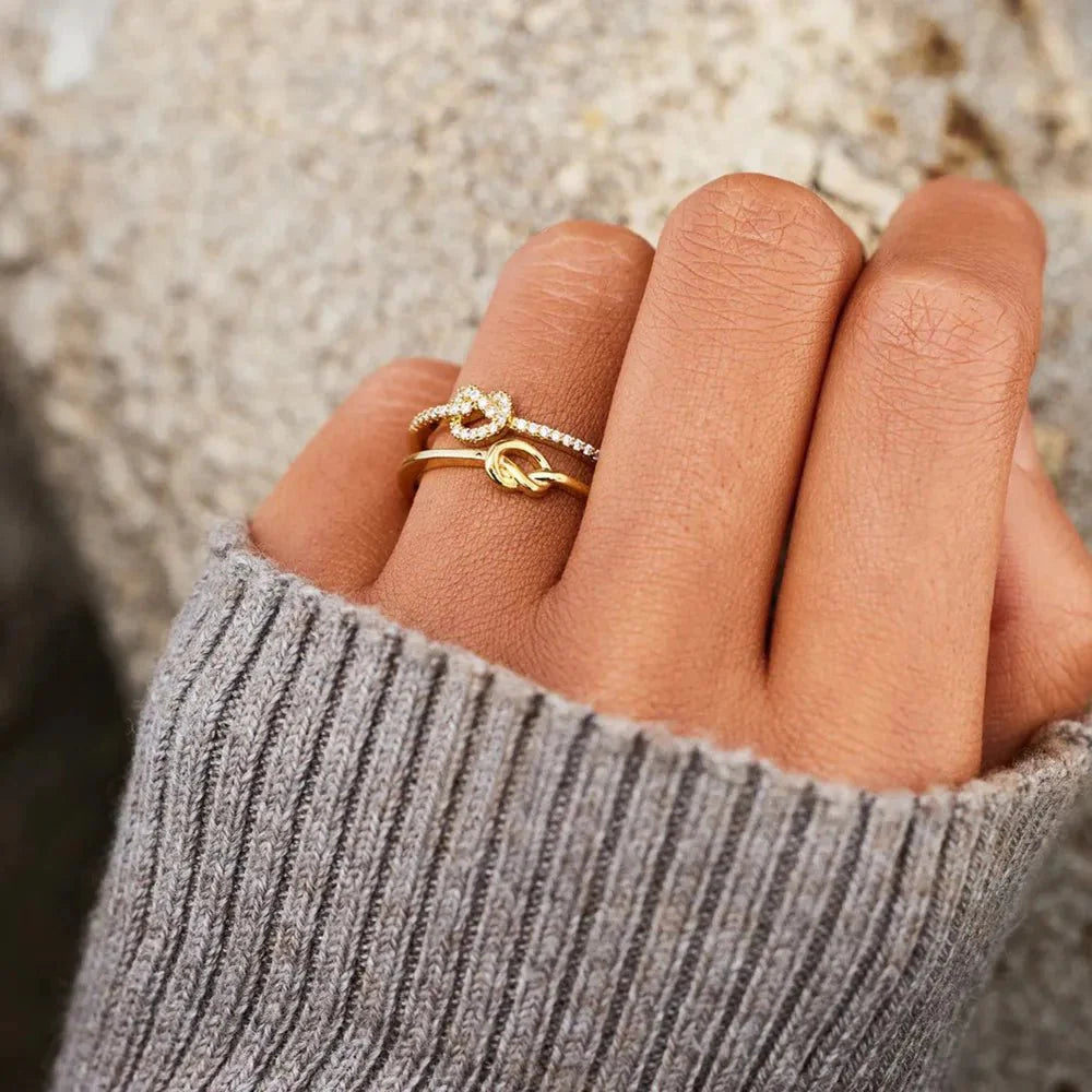EmberBind Knot Ring Ivory Embers