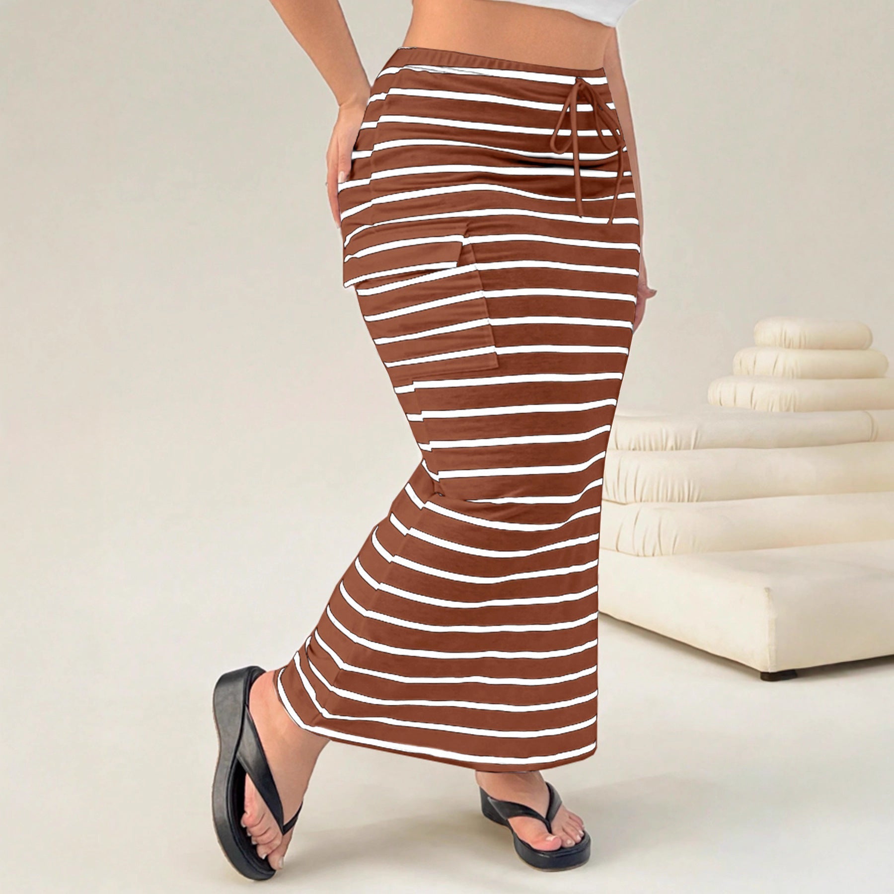 Knitted Simple Pocket Slim-fit Hip Skirt Grayceful LLC