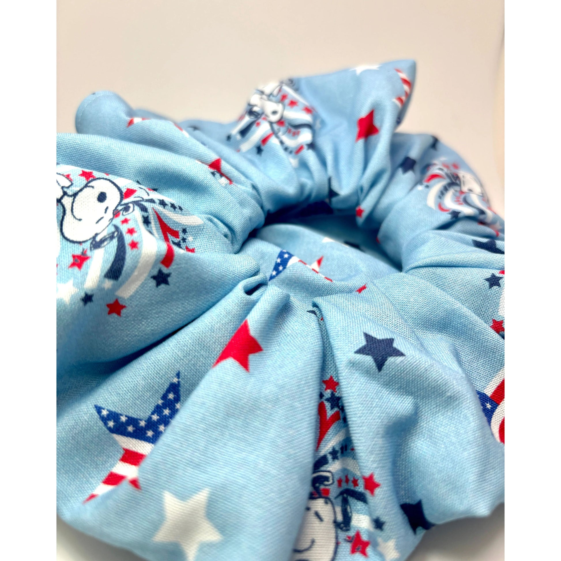 Snoopy Patriotic Scrunchie Enchanted Scrunch