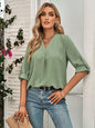 Effortless V-Neck Seven-Point Top - Stylish Pullover Blouse for Trendy Women Country in My Heart