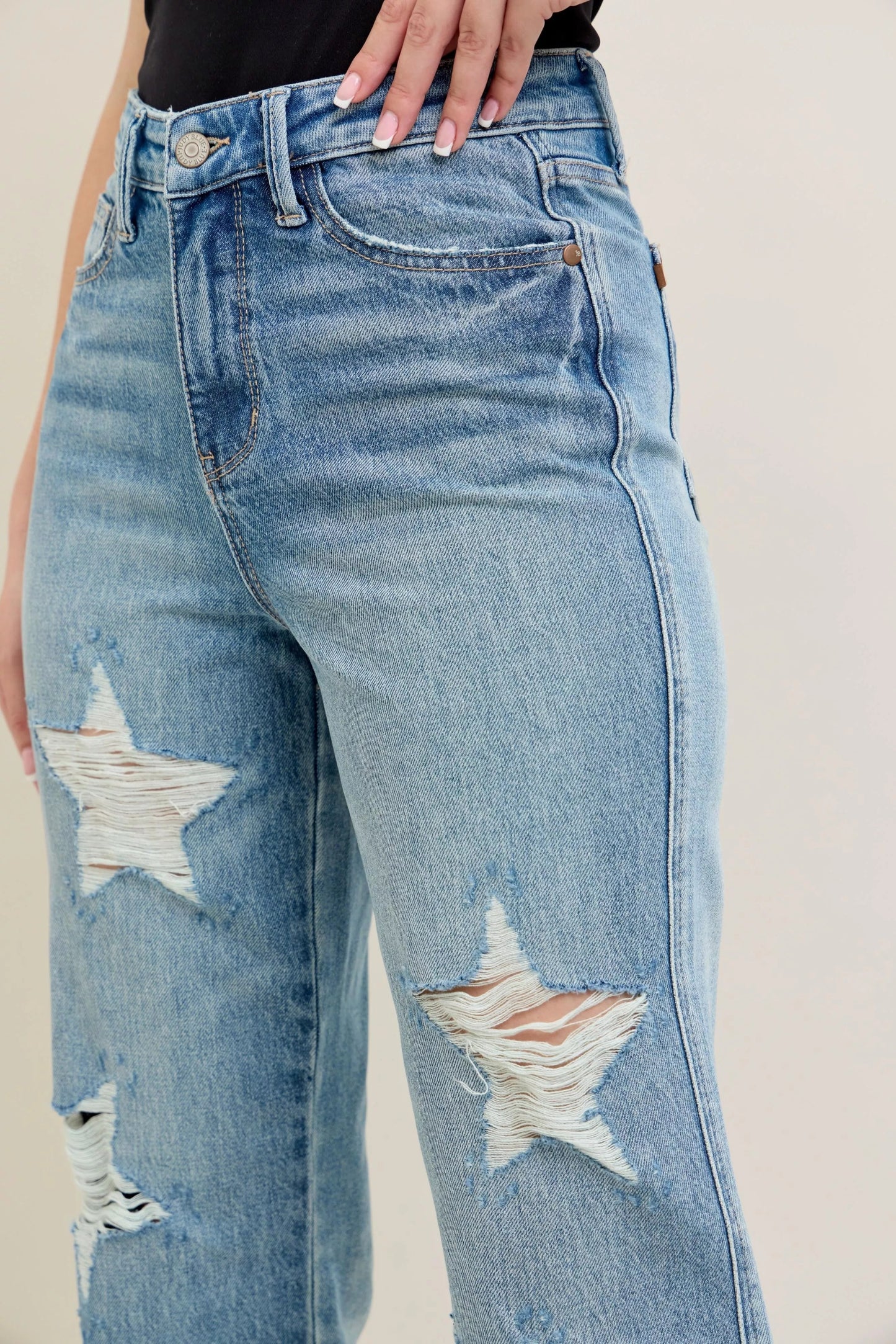 Judy Blue Full Size High Waist  Rigid Magic Star Shaped Destroy 90's Straight Jeans Plus Size Garden Naked Curves