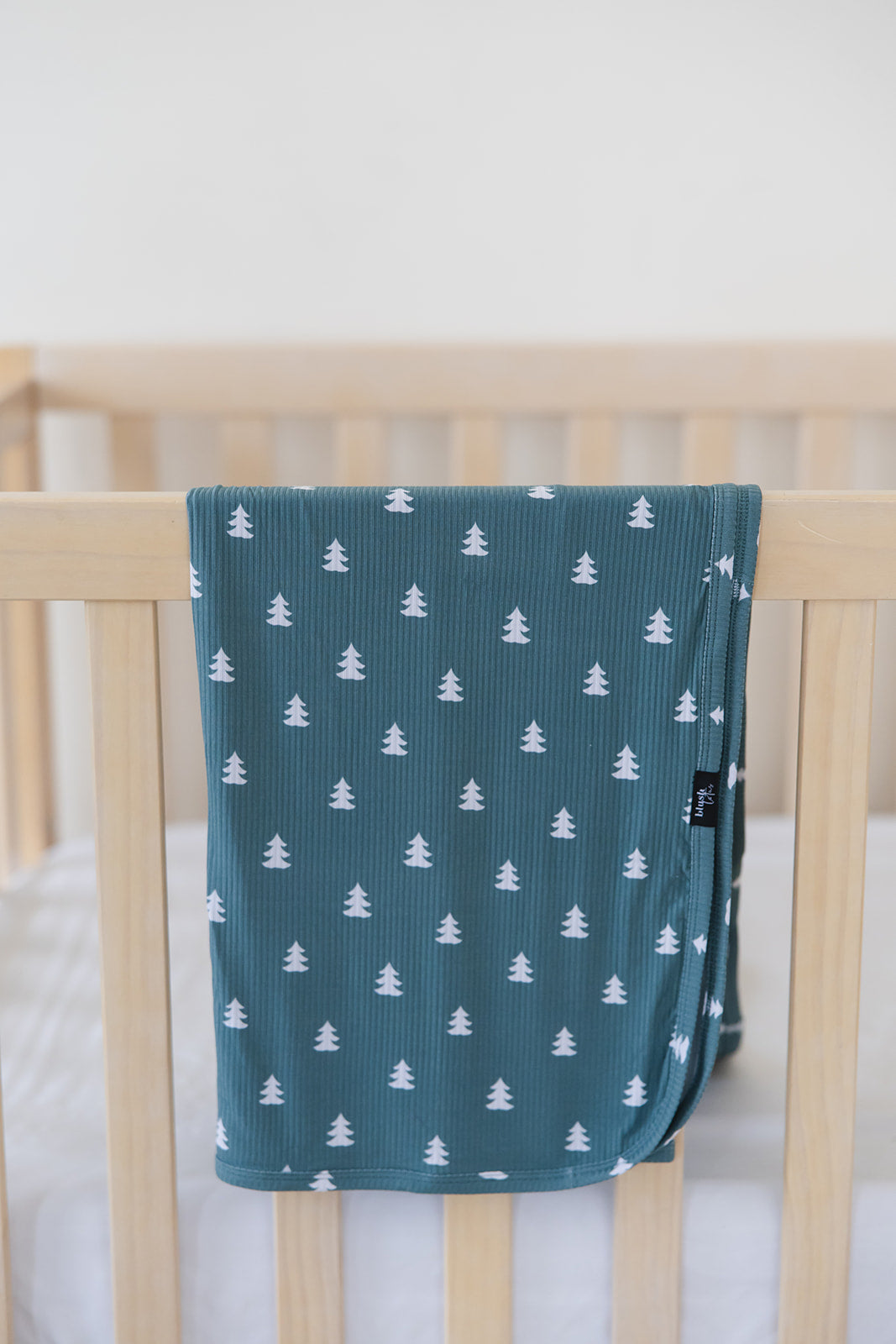 Northern Pine (ribbed) - Lightweight Blanket Blush Lotus