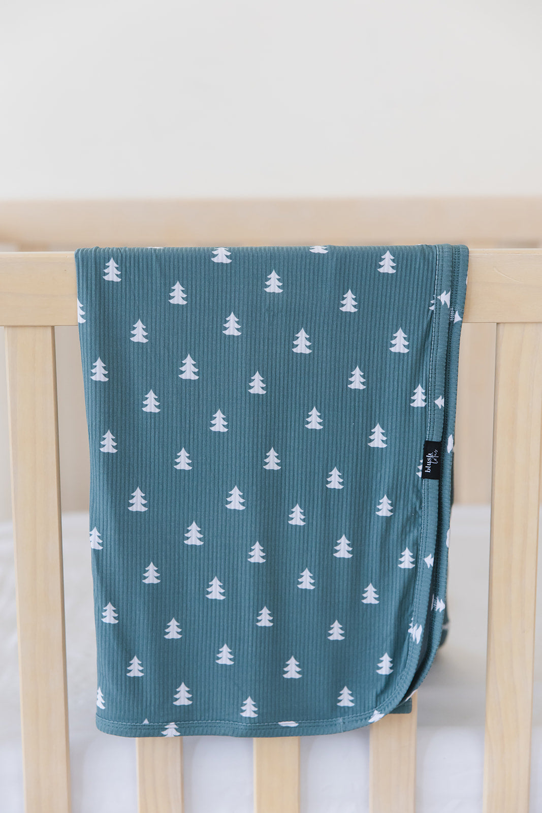 Northern Pine (ribbed) - Lightweight Blanket Blush Lotus