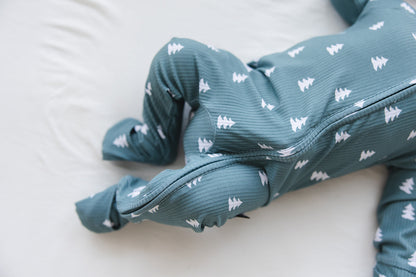 Northern Pine (ribbed) - Zippy Blush Lotus