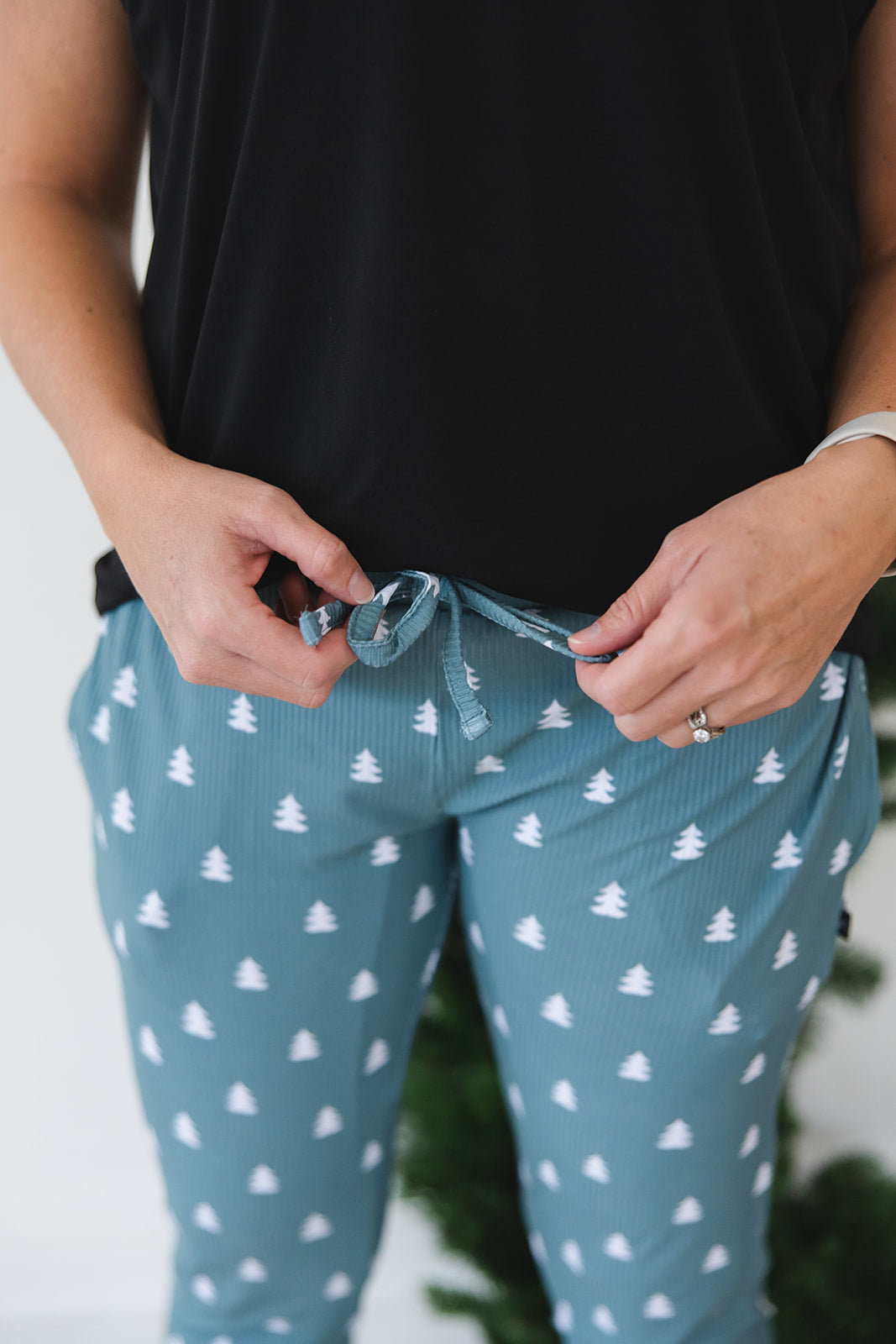 Northern Pine (ribbed) - Women's Jogger Blush Lotus