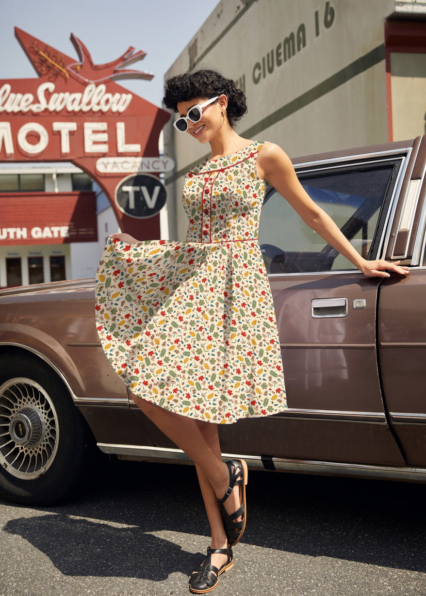 Elizabeth Dress in Woodlands Retrolicious