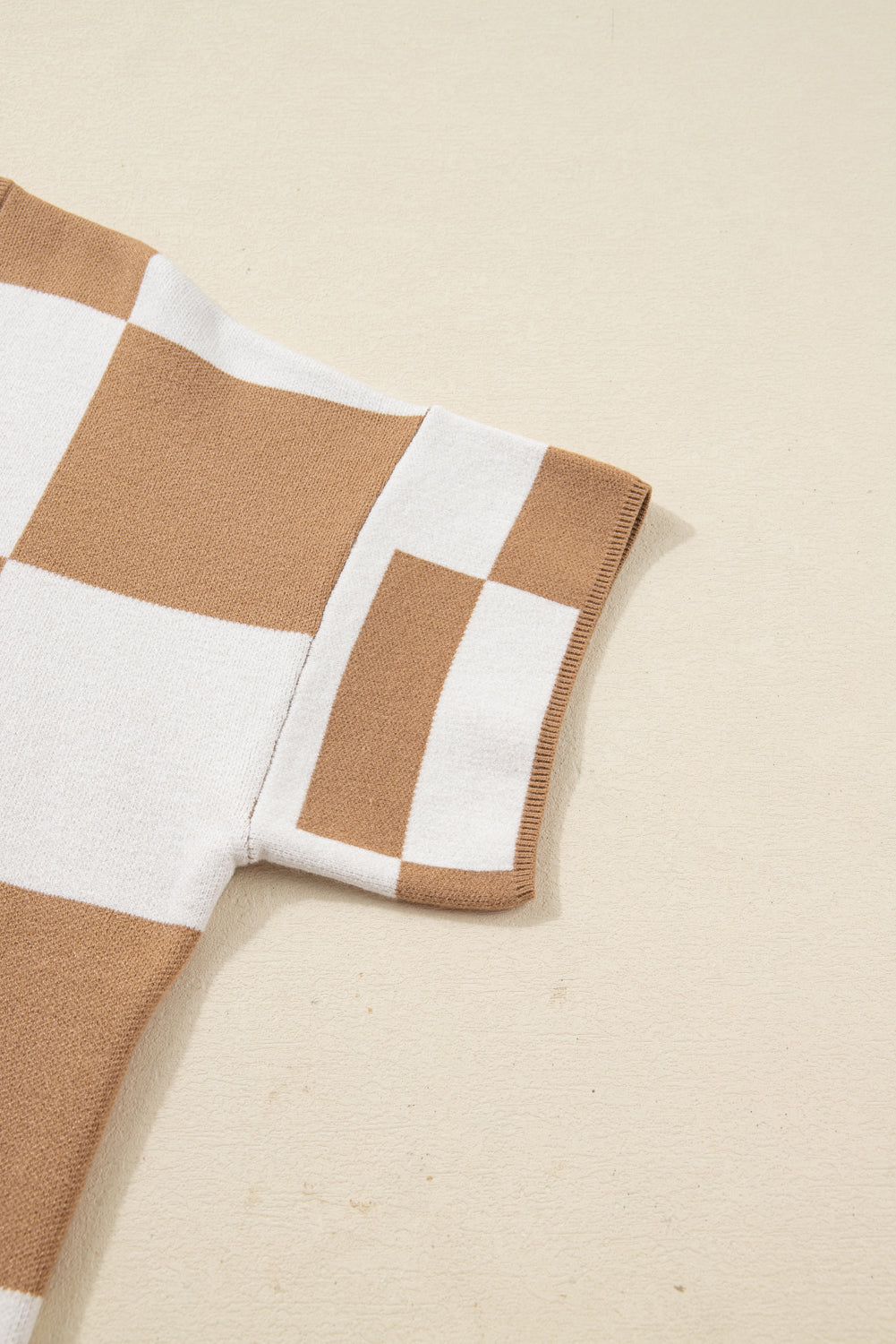 Light French Beige Plus Size Checkered Pattern Knit Short Sleeve Sweater Garden Naked Curves