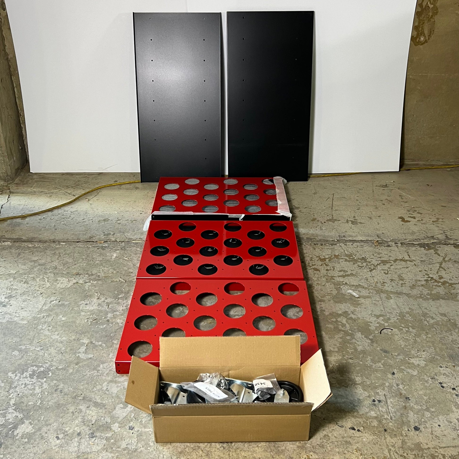 HUOT Tri-Scoot Capto C8 Tool Cart Sz 41" H X 20.25" L X 18" W Red/Black 13778 PayWut