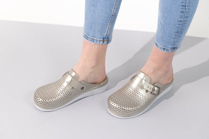 Nora IV by LEON– Women’s Leather Clogs- Adjustable Buckle with Removable Gel-Insole LEON Footwear USA