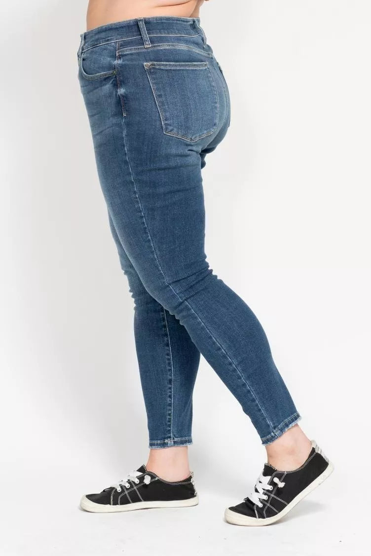 Judy Blue Full Size High Rise Button Fly Skinny Jeans Plus Size Garden Naked Curves