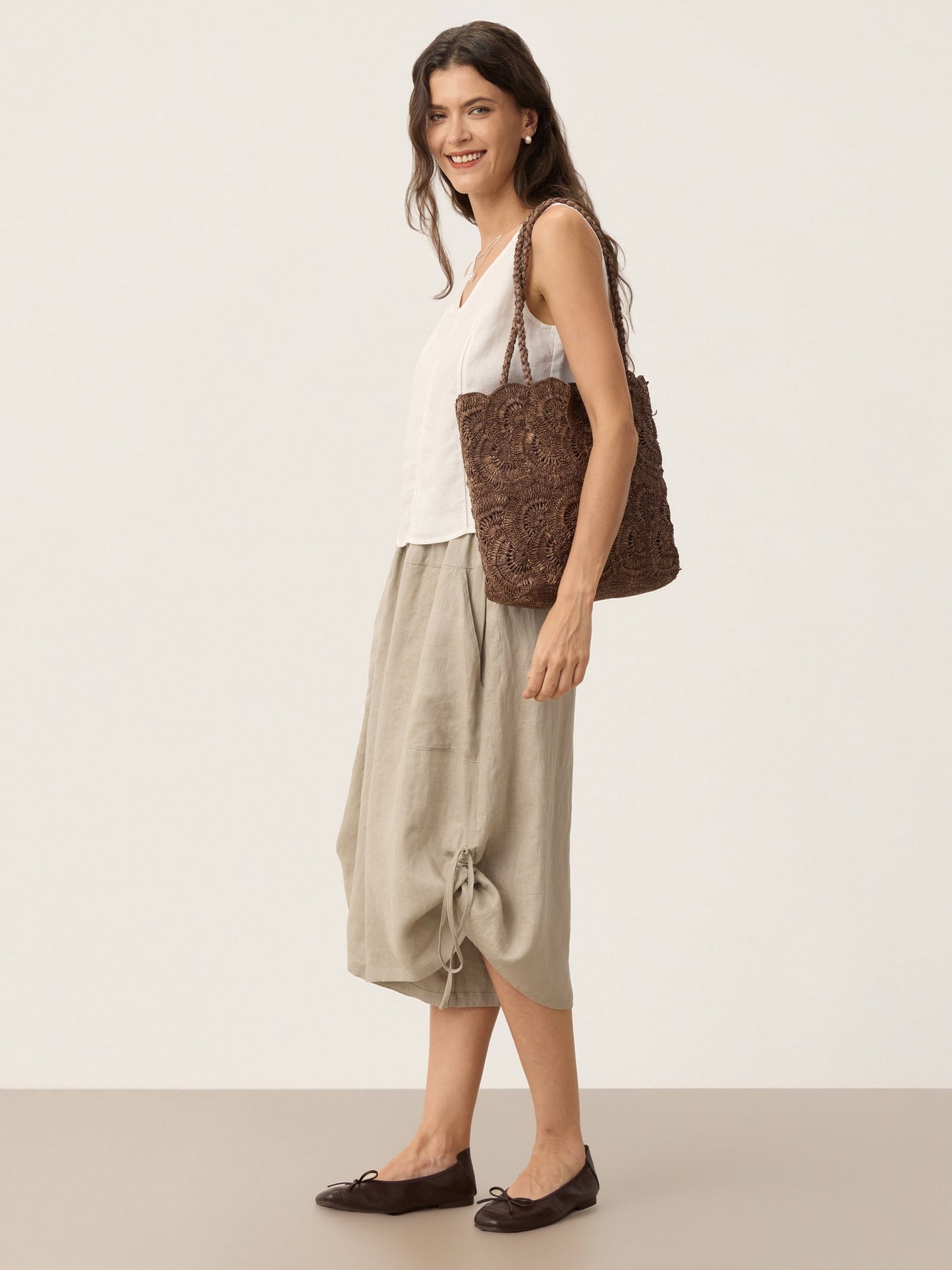 Handwoven Raffia Floral Pattern Tote Bag LINTICO