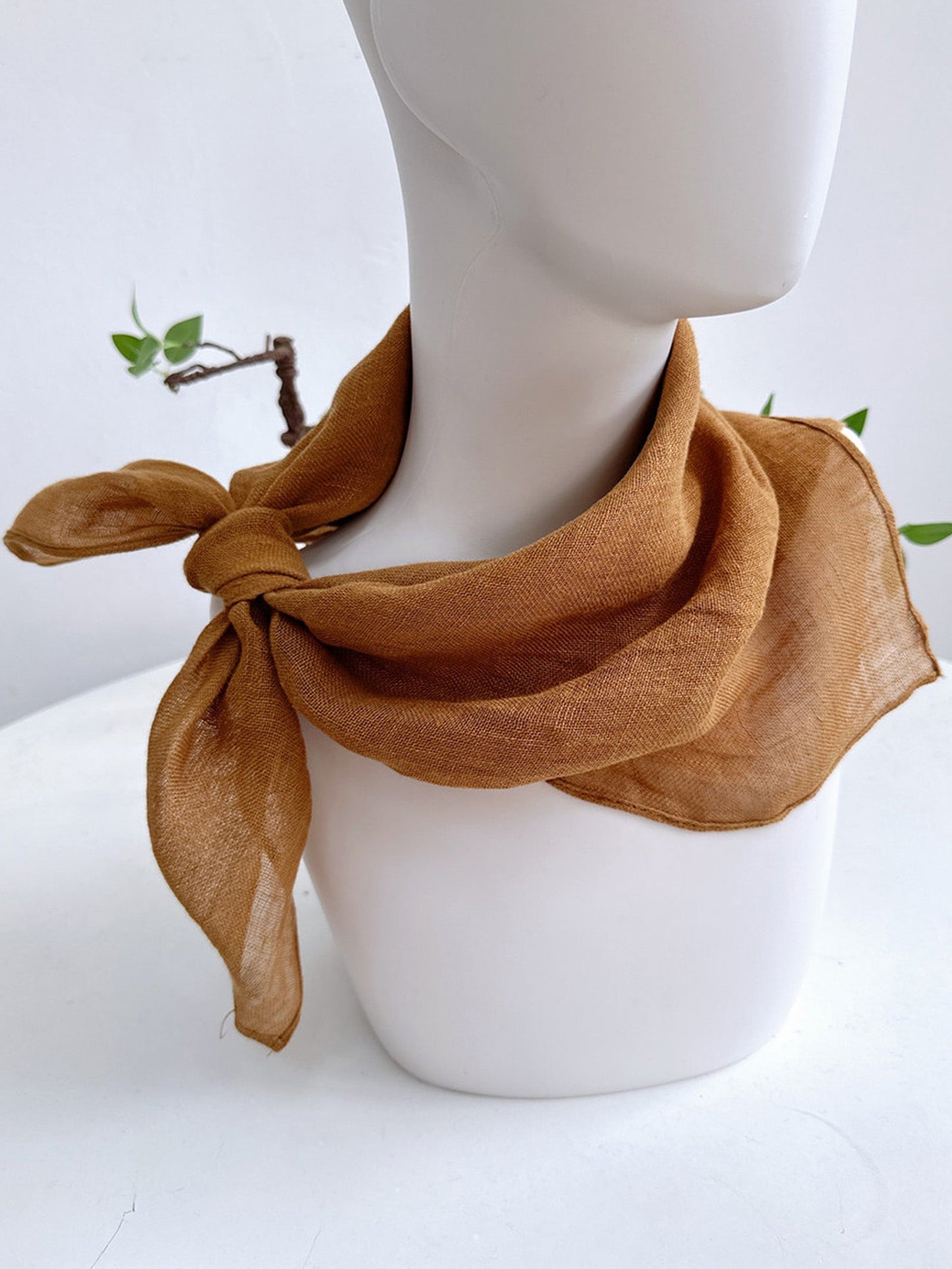 100% Linen Hand-Stitched Square Scarf LINTICO