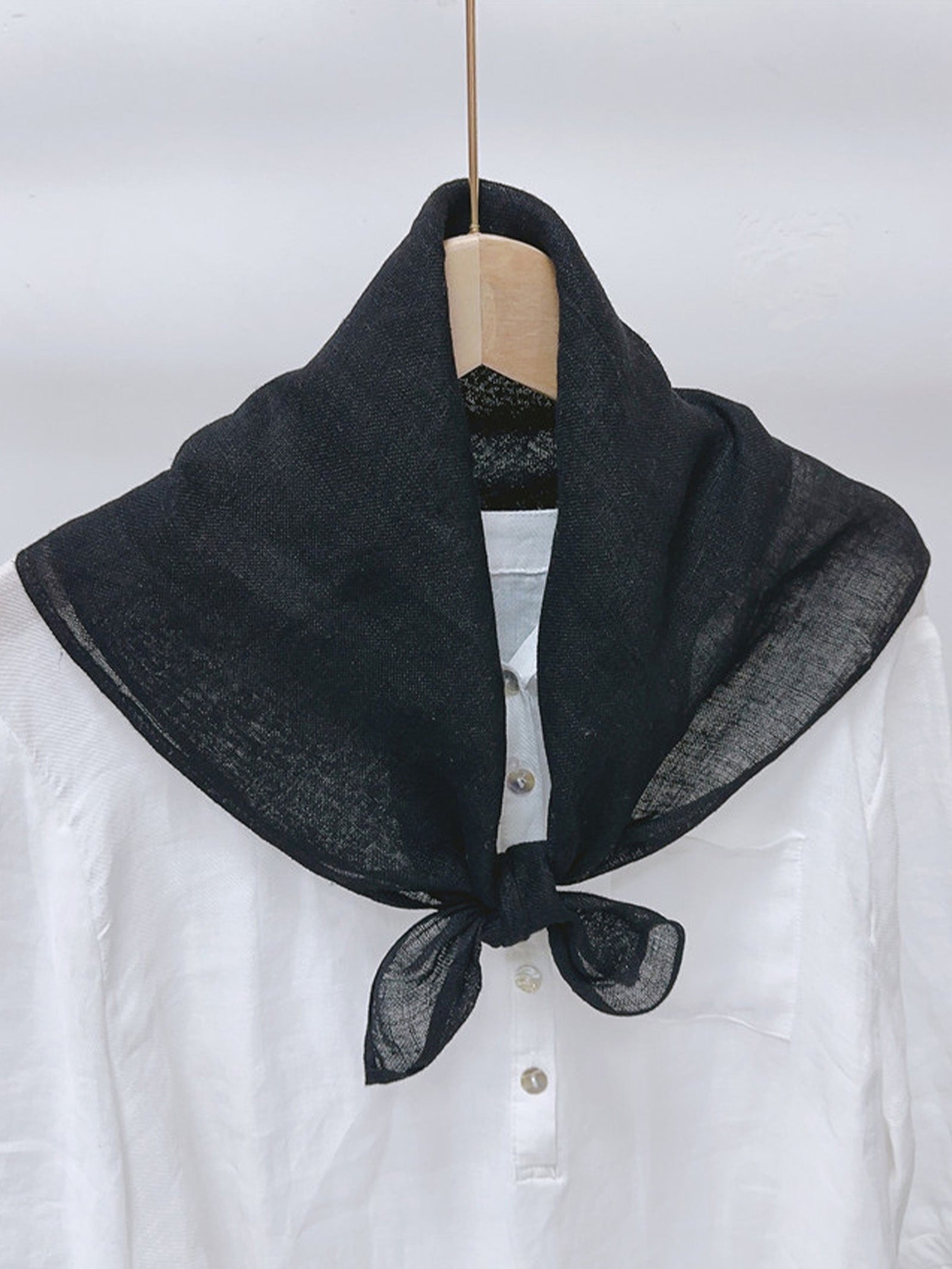100% Linen Hand-Stitched Square Scarf LINTICO