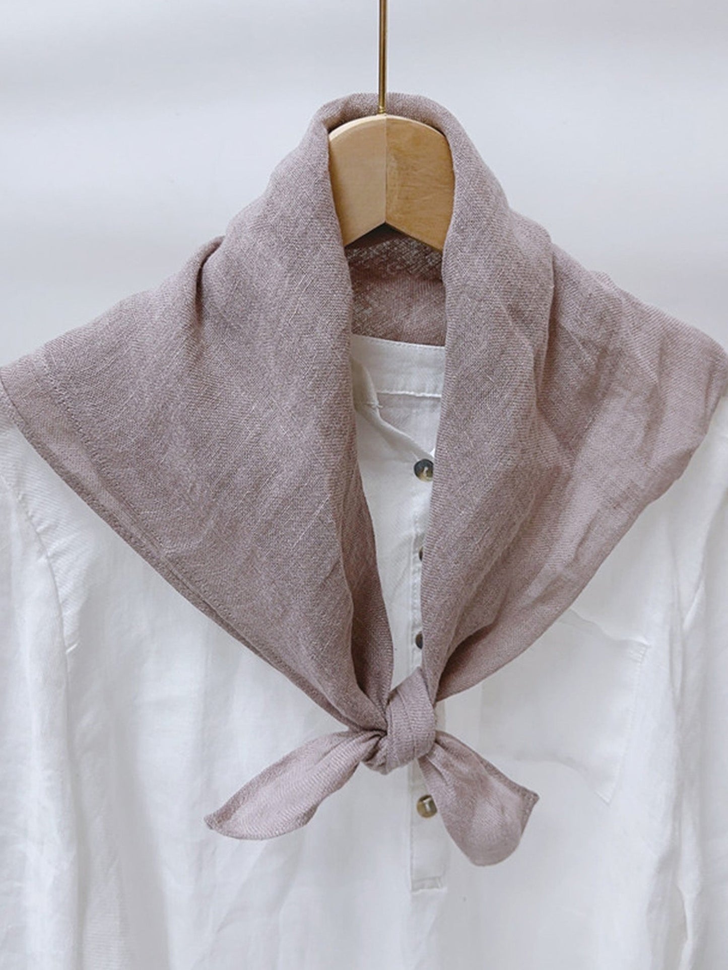 100% Linen Hand-Stitched Square Scarf LINTICO