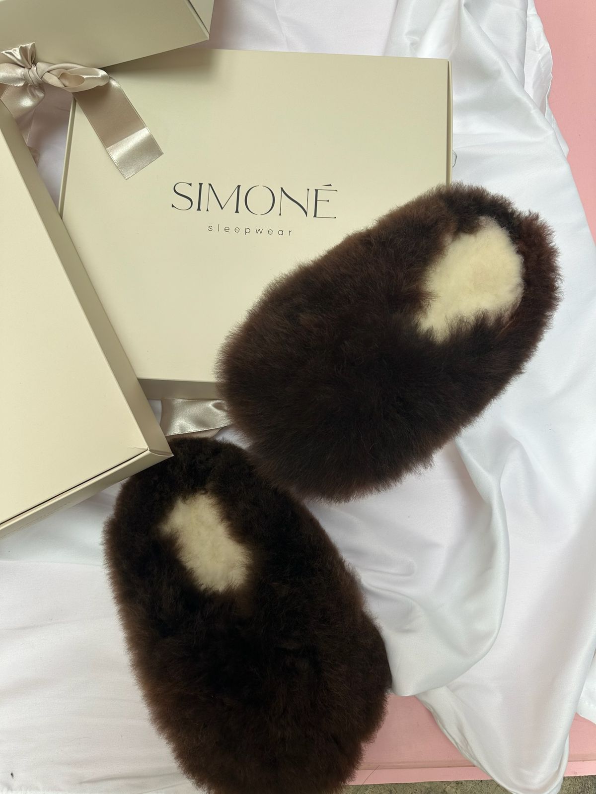 Alpuffas - Genuine Alpaca Slippers Simoné Sleepwear USA