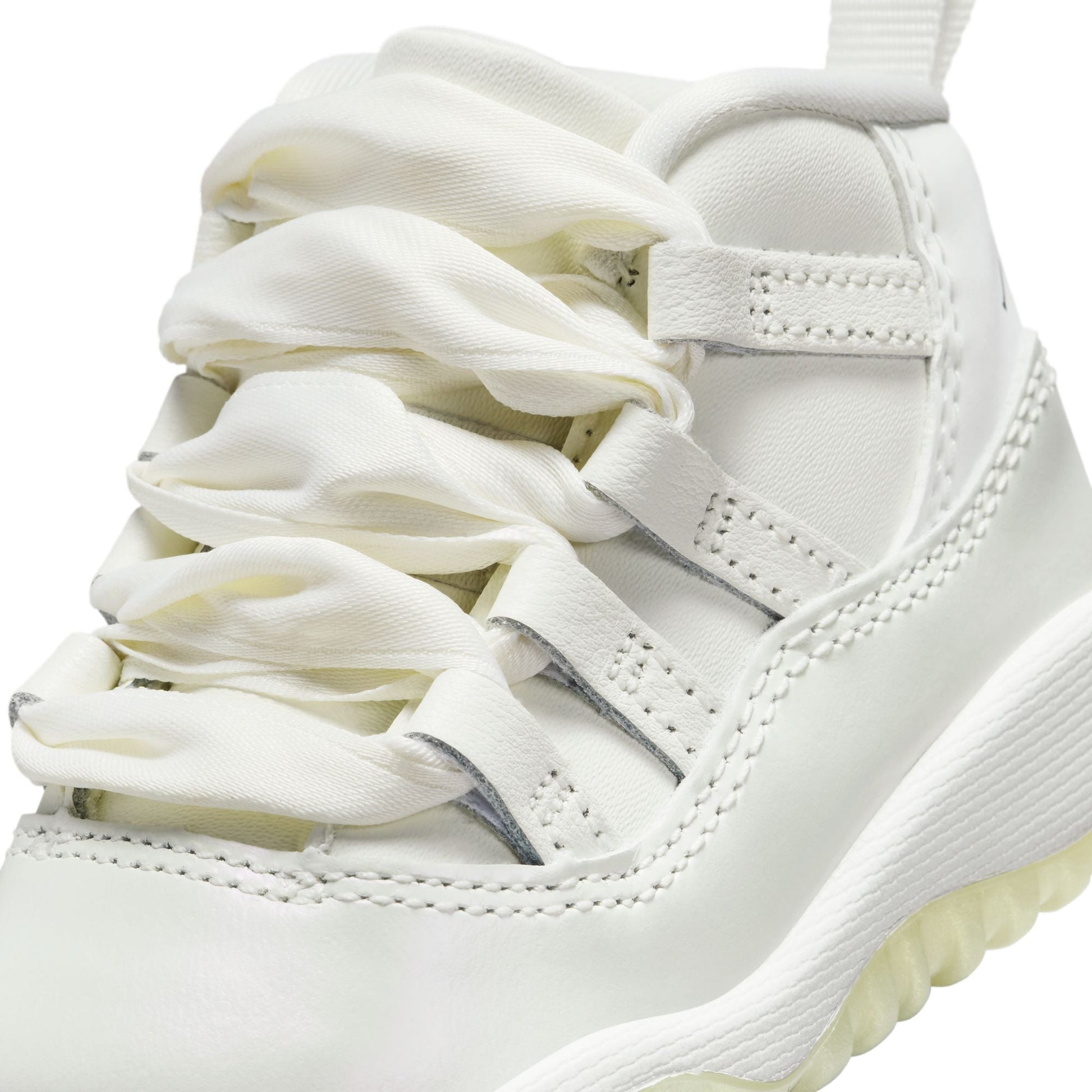 Air Jordan (TD) 11 Retro - Pearl Denim Exchange