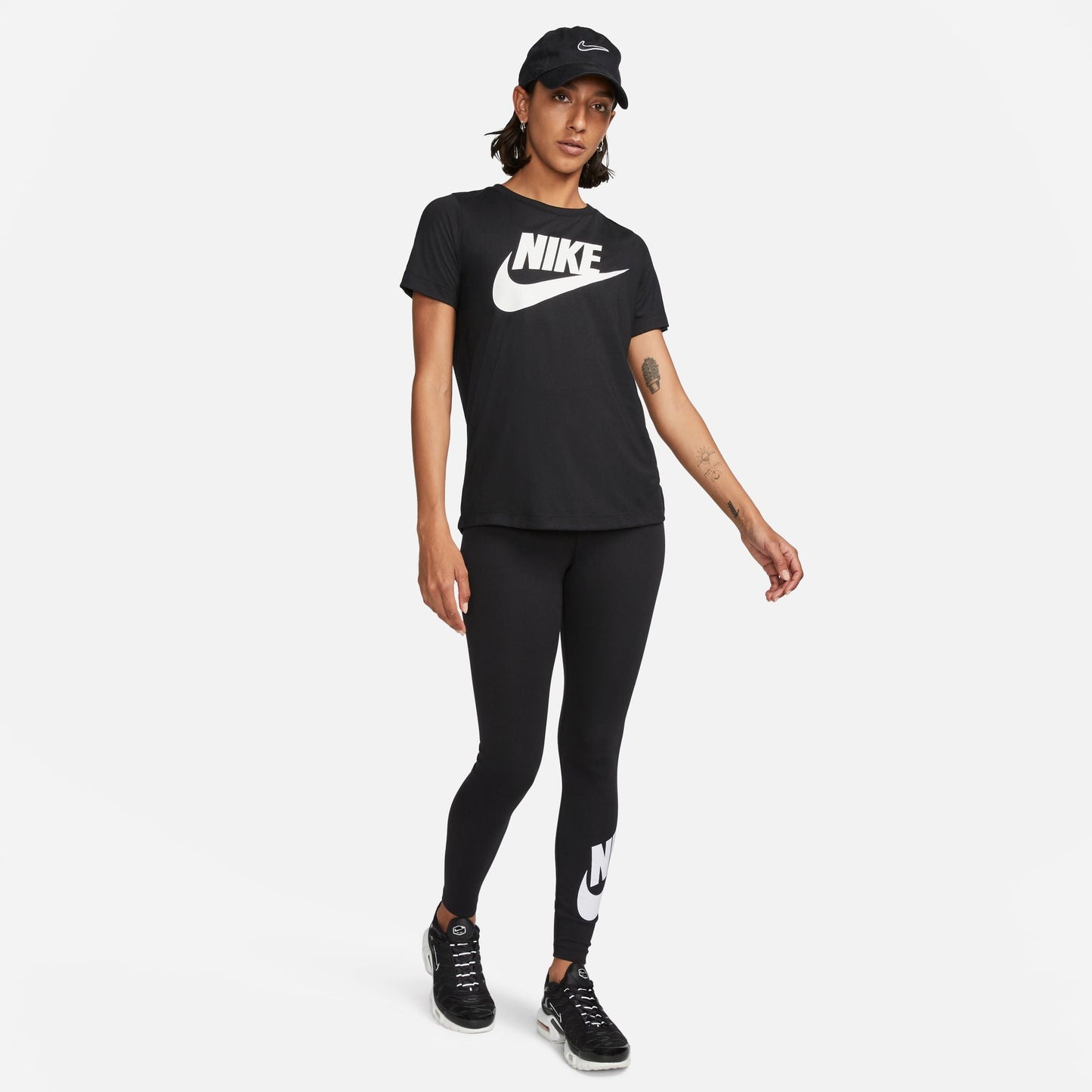 Nike Womens High-Waisted Leggings - Black Denim Exchange