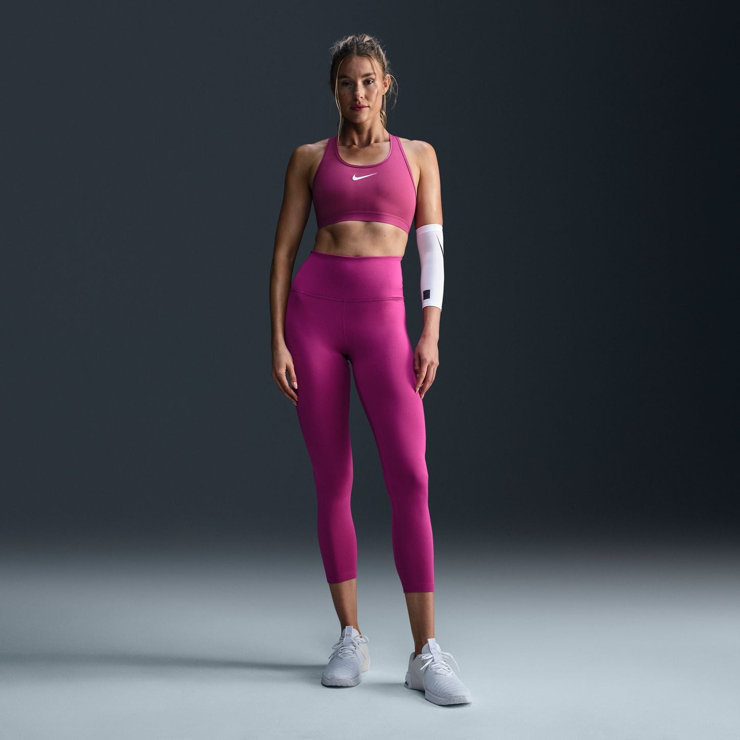 Nike Womens Therma-Fit One Hot Leggings - Fuchsia/White Denim Exchange