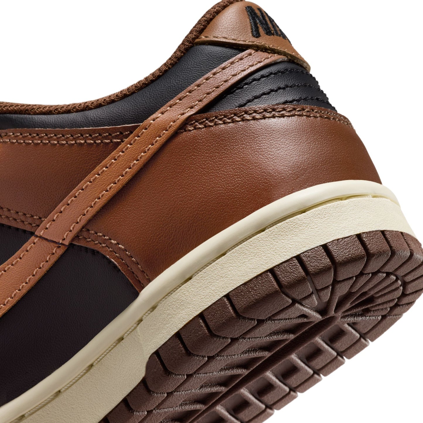 Nike Big Kids Dunk Low - Black/British Tan Denim Exchange