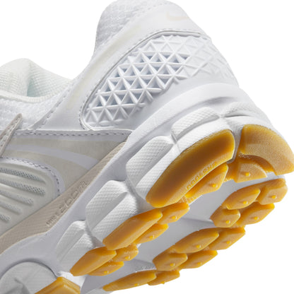 Nike Womens Zoom Vomero 5 - White/Phantom Denim Exchange