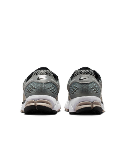 Nike Mens Zoom Vomero 5 - Metallic Silver Denim Exchange
