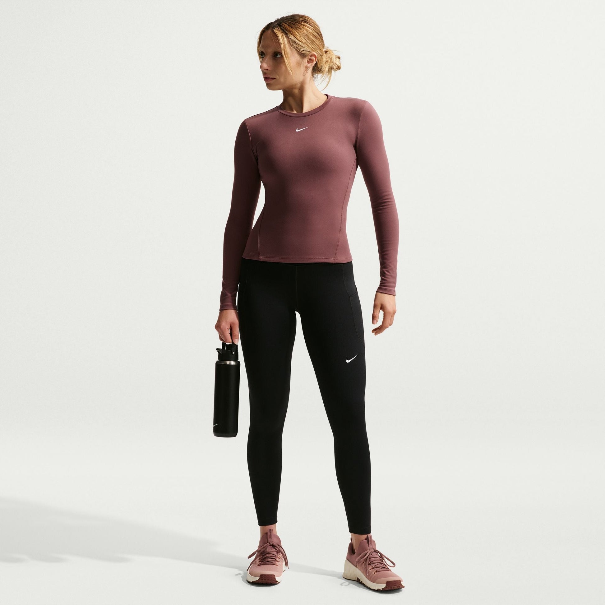 Nike Womens One High-Waisted 7/8 Leggings - Black/White Denim Exchange