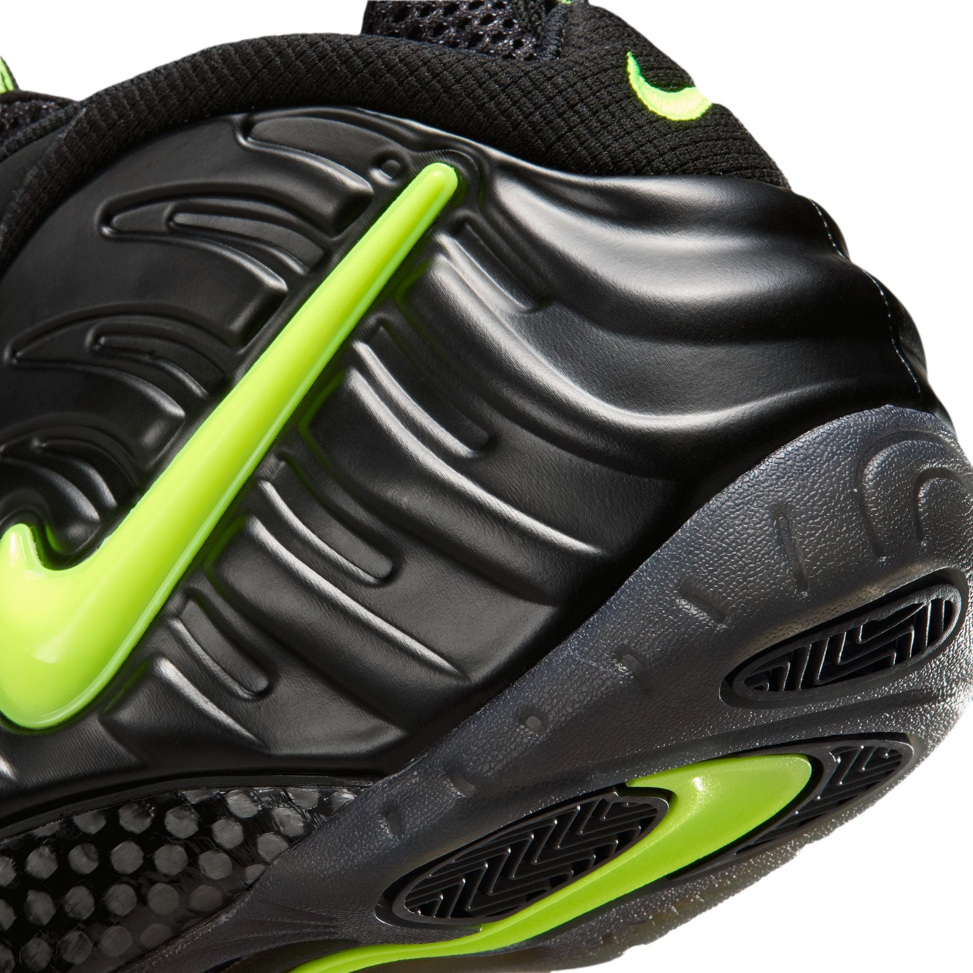 Nike Mens Air Foamposite Pro - Black/Voltage Denim Exchange