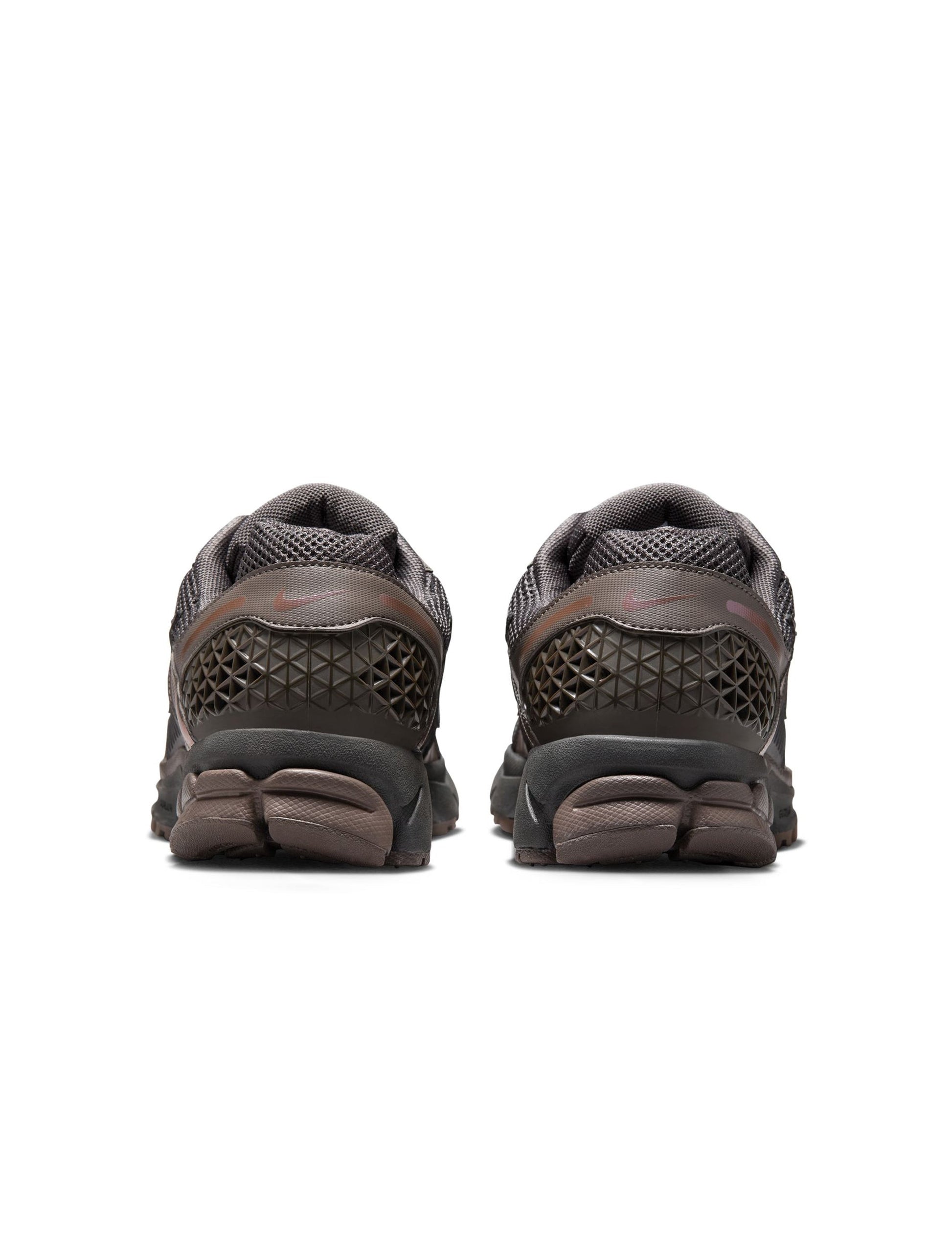 Nike Mens Zoom Vomero 5 - Cave Stone Denim Exchange
