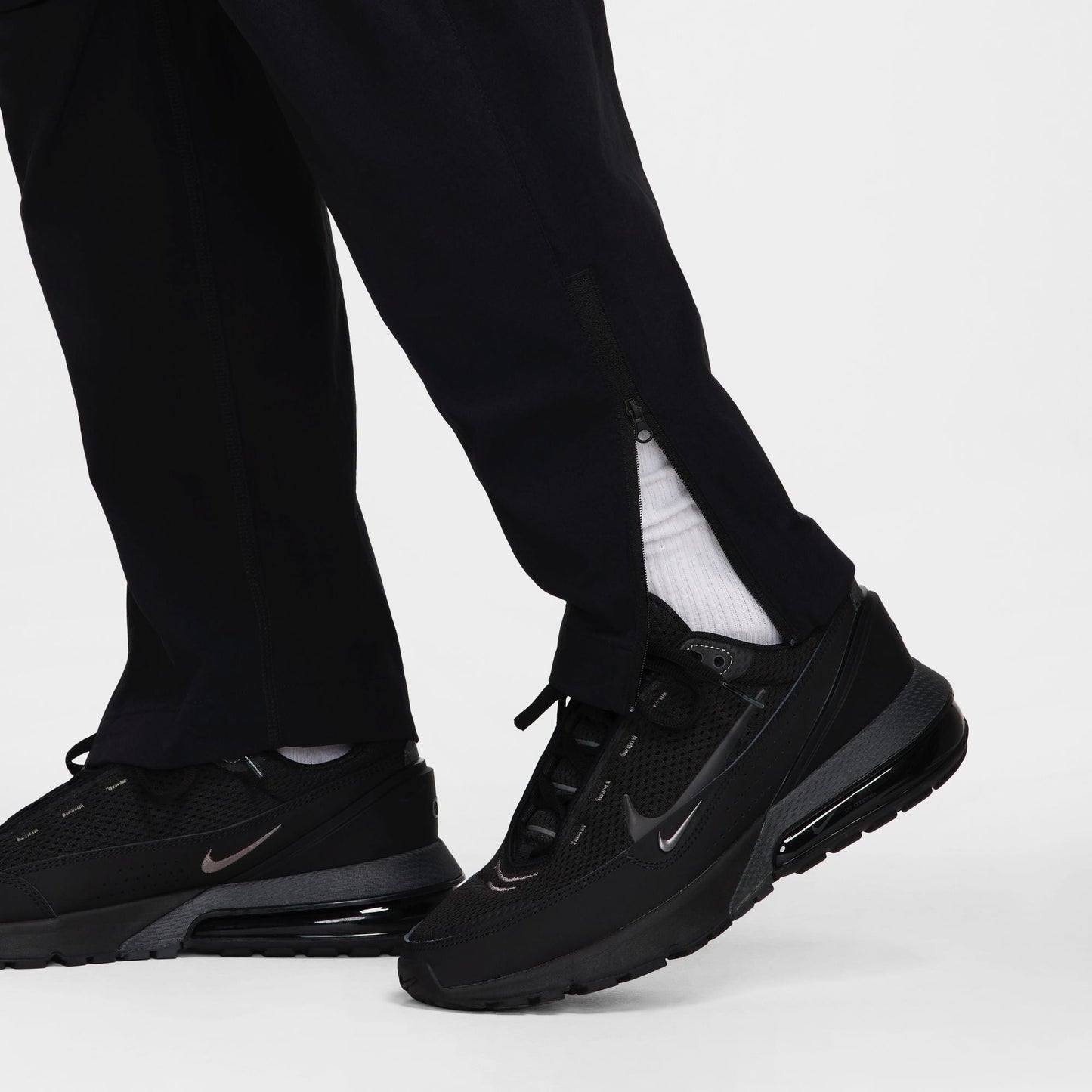 Nike Mens Woven Pants - Black Denim Exchange