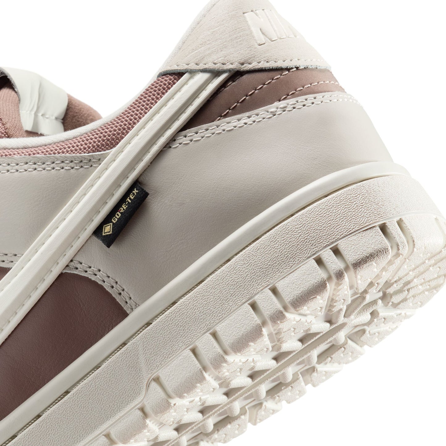 Nike Dunk Low Gore-Tex - Light Bone Denim Exchange