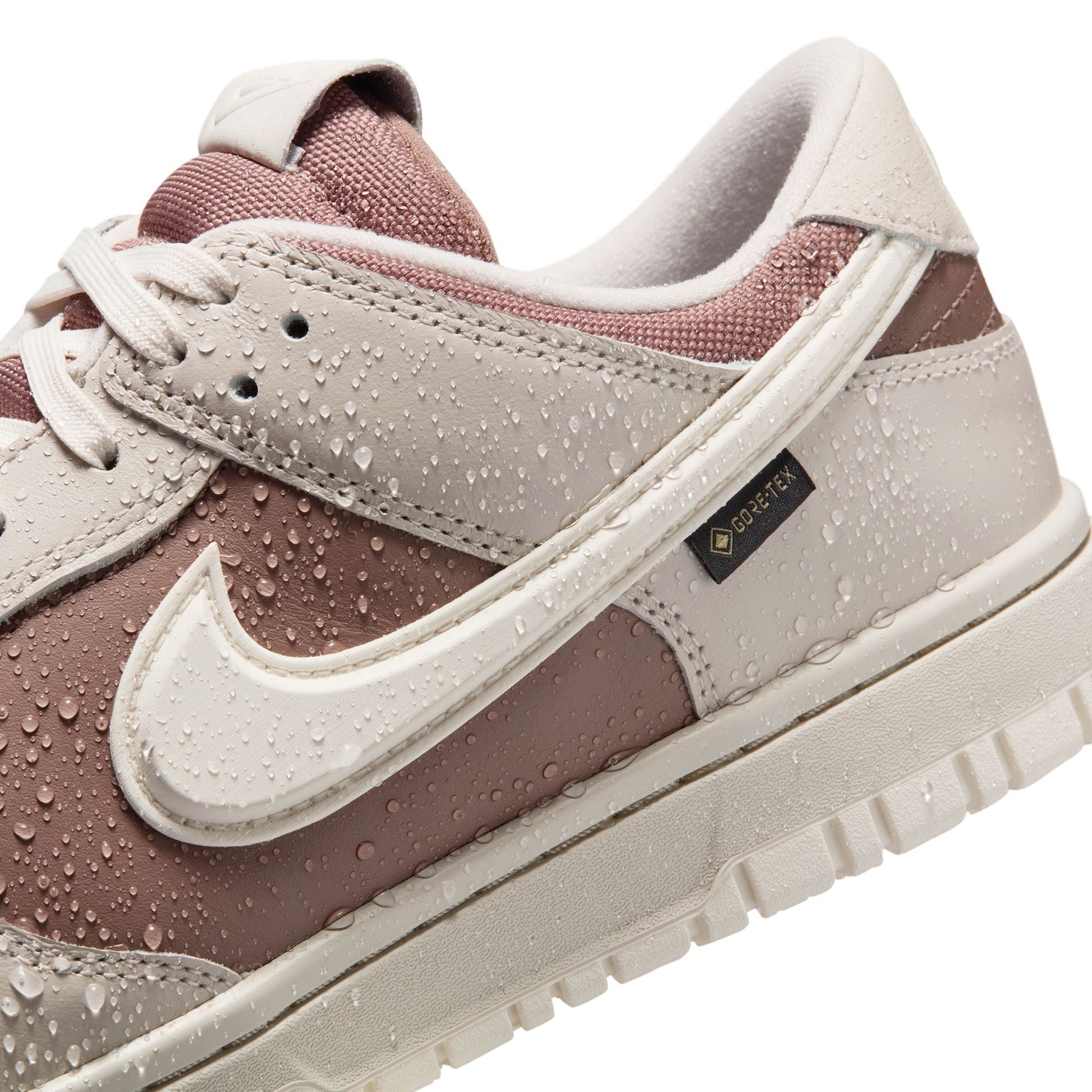 Nike Dunk Low Gore-Tex - Light Bone Denim Exchange