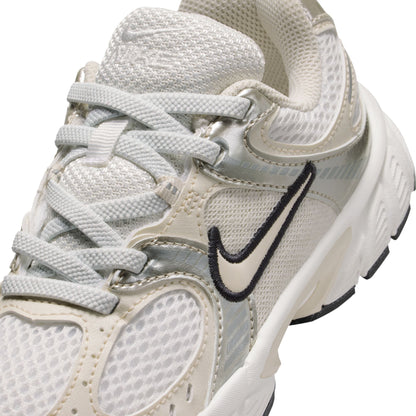 Nike (PS) V5 RNR - Summit White/Orewood Brown Denim Exchange