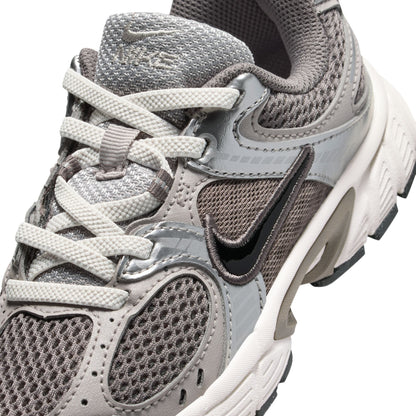 Nike (Ps) V5 Runner - Cave Stone Denim Exchange