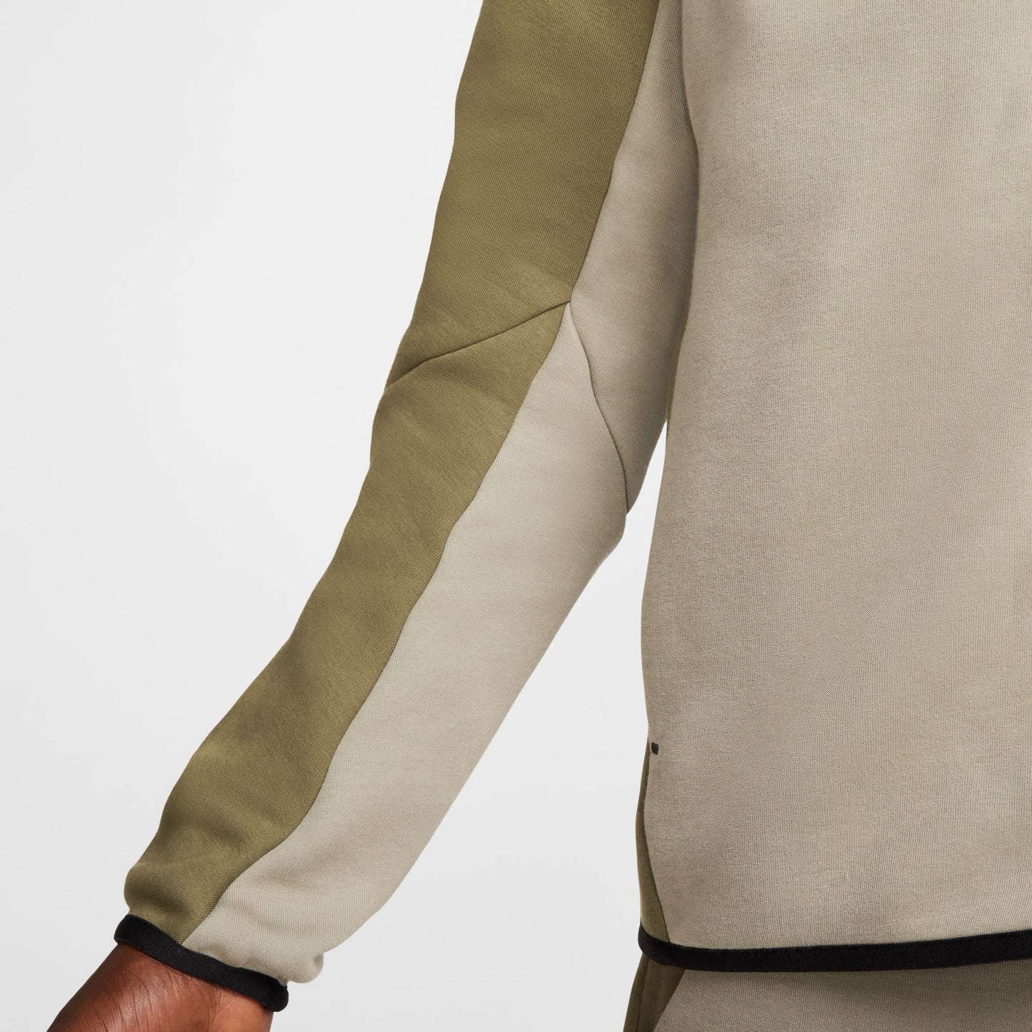 Nike Mens Tech Fleece Hoodie - Medium Olive/Light Army Denim Exchange