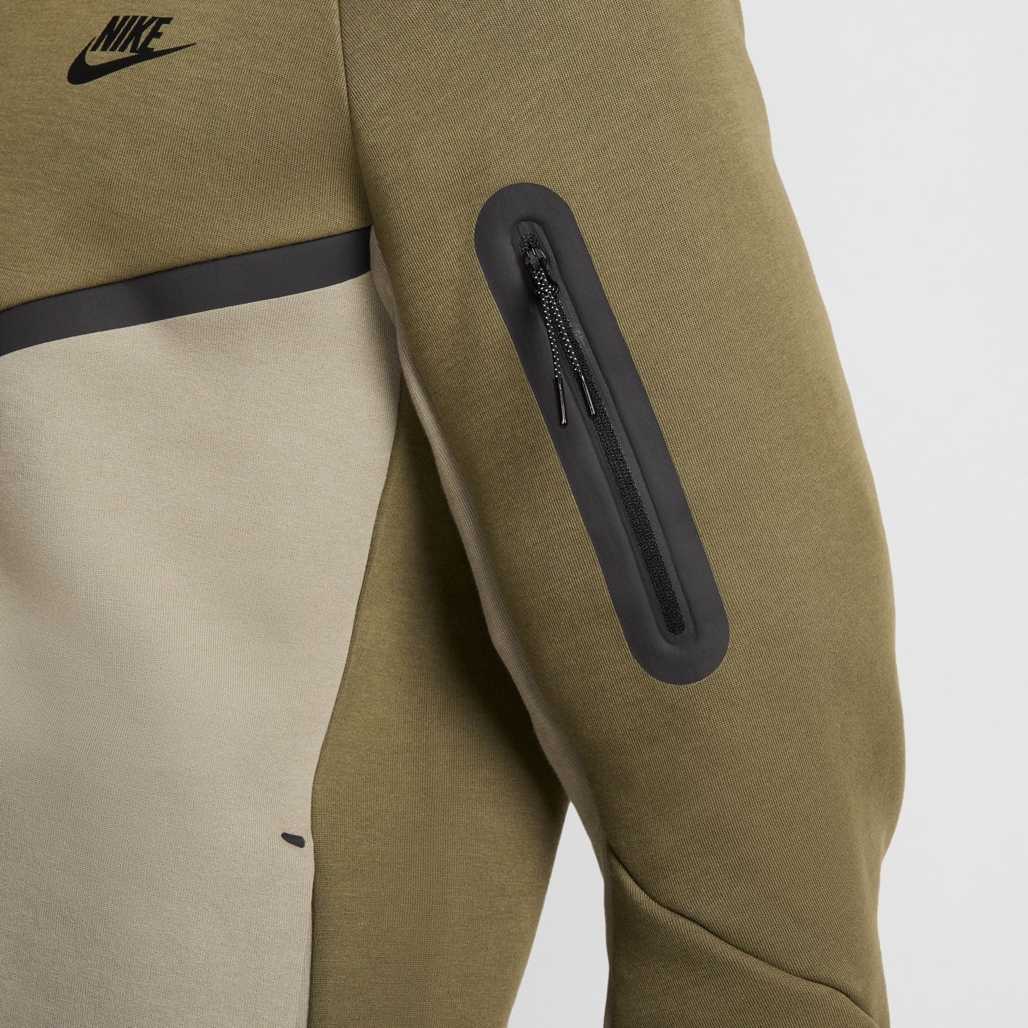 Nike Mens Tech Fleece Hoodie - Medium Olive/Light Army Denim Exchange