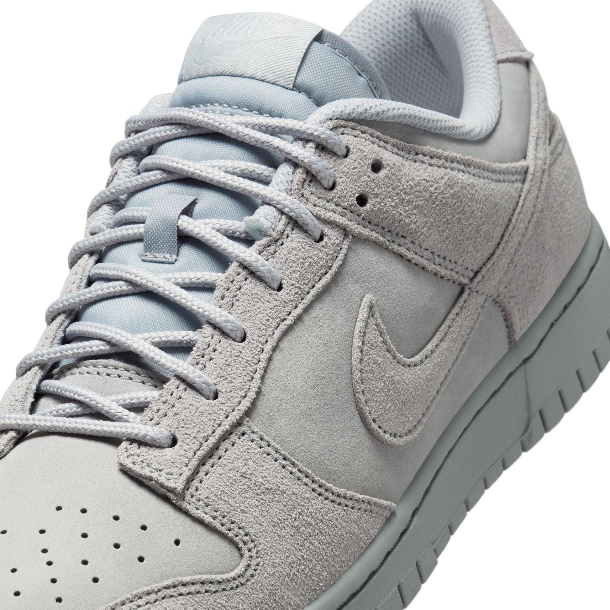 Nike Mens Dunk Low Retro SE - Wolf Grey Denim Exchange