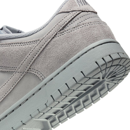 Nike Mens Dunk Low Retro SE - Wolf Grey Denim Exchange