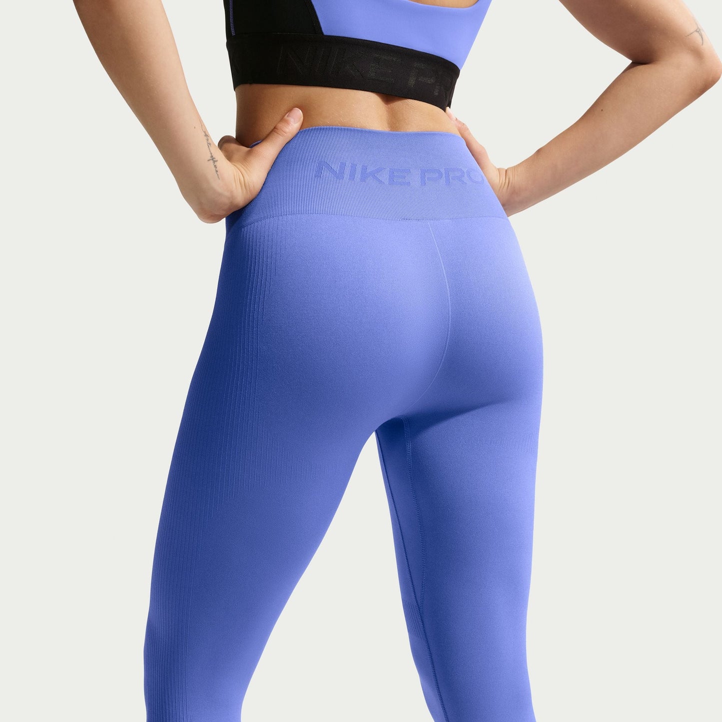 Nike Womens Pro Seamless High-Waisted Leggings - Blue Denim Exchange