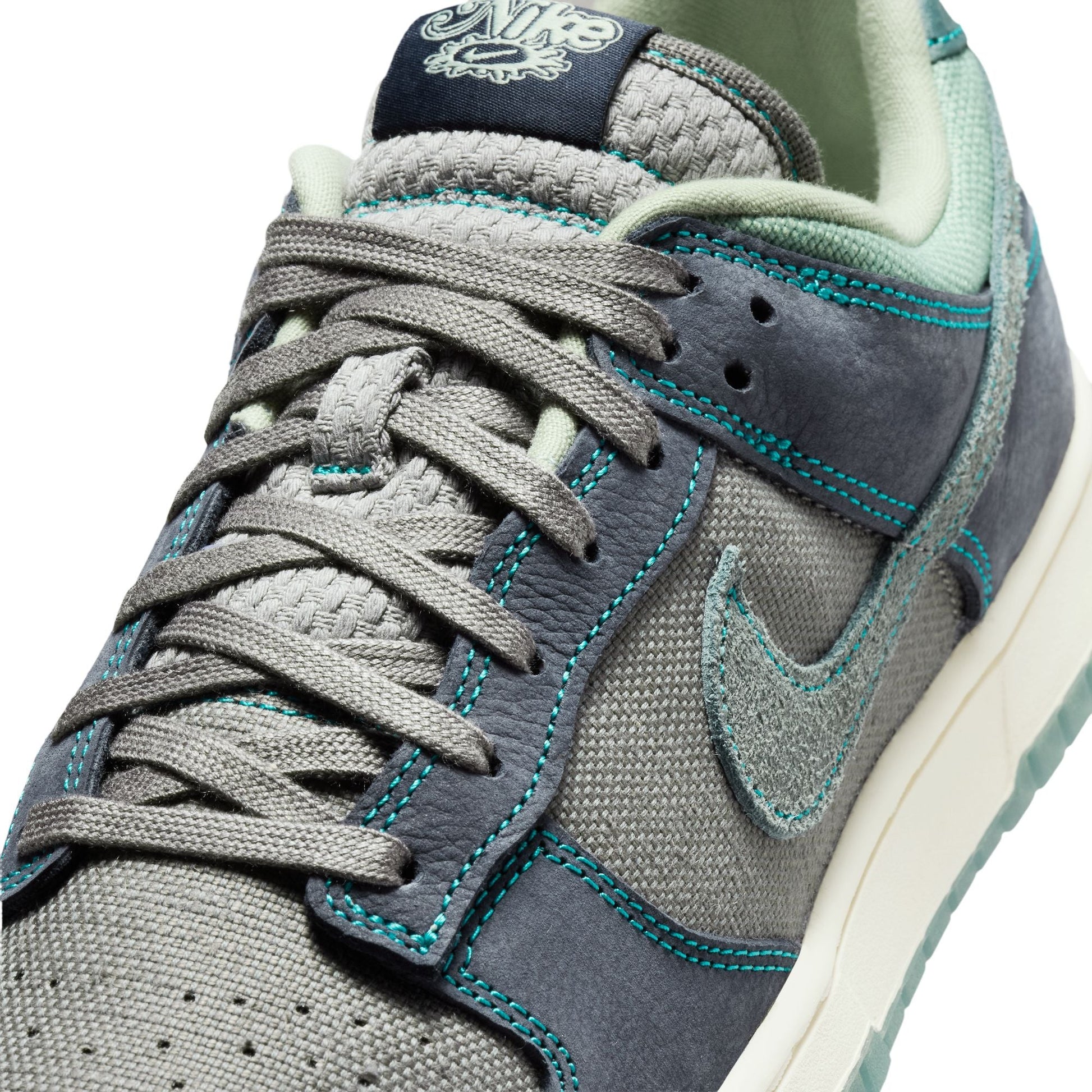 Nike Mens Dunk Low Retro SE - Pencil Point Denim Exchange
