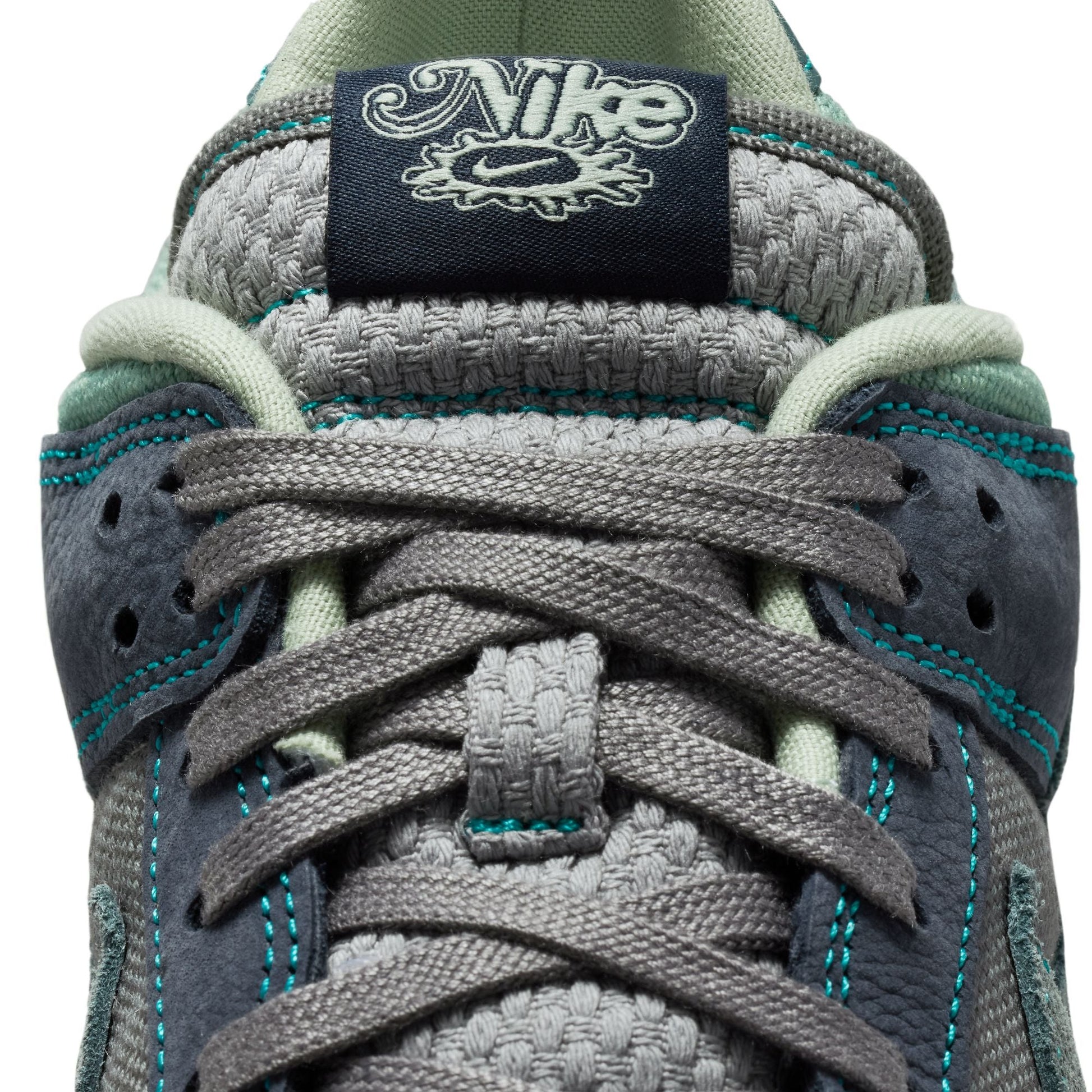 Nike Mens Dunk Low Retro SE - Pencil Point Denim Exchange
